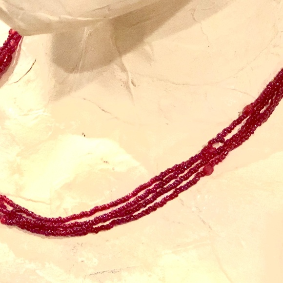 3/$32 VTG 80s Boho Cherry Red 4 Strand Glass Seed Beaded Necklace/Silver Clasp - Picture 8 of 9
